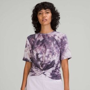 Lululemon Crescent Tee